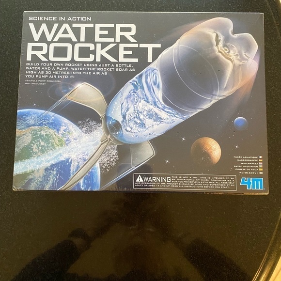 4M Water Rocket, Science Kit to Build Your own Rocket - Picture 1 of 4